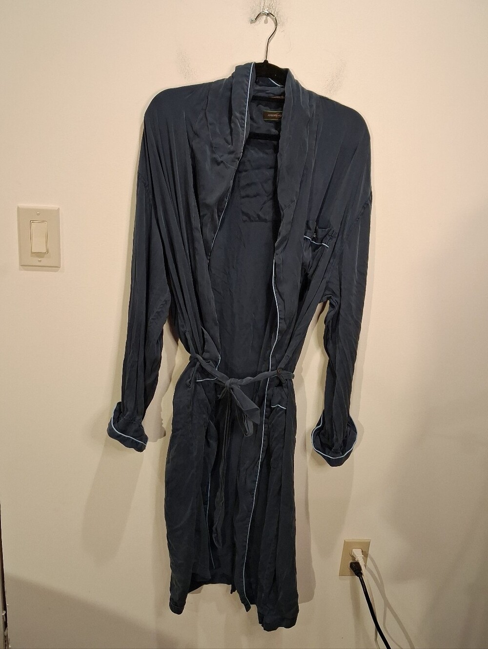 Joseph Abboud Mens Size L 100% Silk Blue Bathrobe